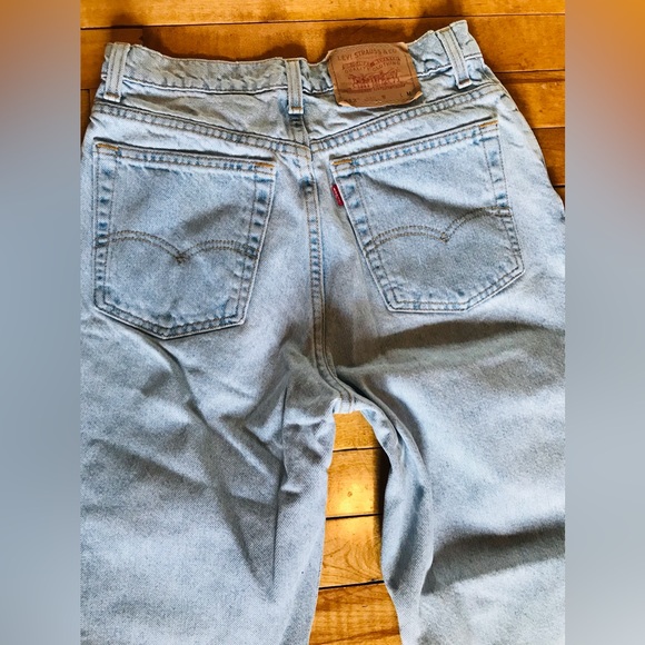 Vintage 512 Levi’s. Perfect vintage condition. See pictures for measurements. - Picture 1 of 5